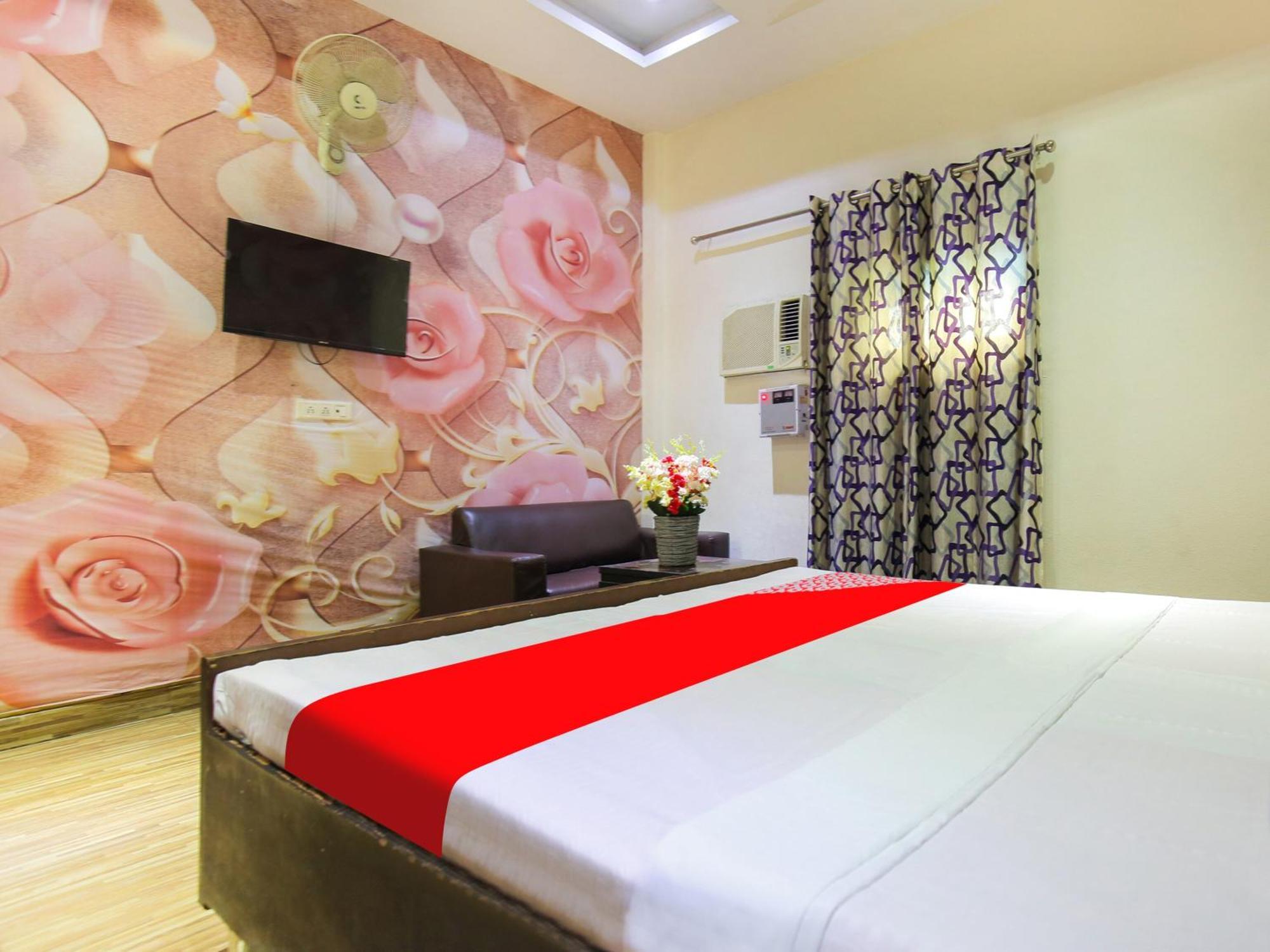 Oyo Flagship Hotel Le Aley Regency Ludhiana Exterior photo